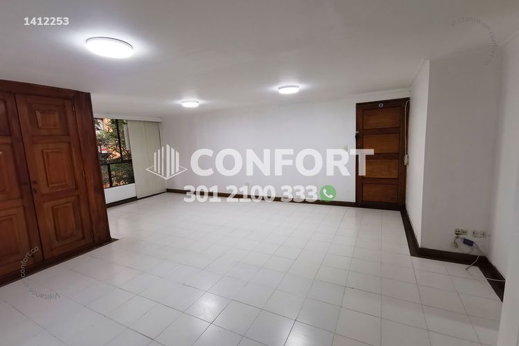 Apartamento de 2 alcobas en arriendo en Laureles, Medellín, 96 m² · foto 4 de 17