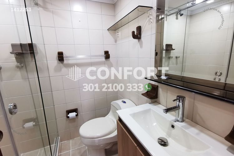 Apartamento de 2 alcobas en arriendo en Laureles, Medellín, 96 m² · foto 8 de 17