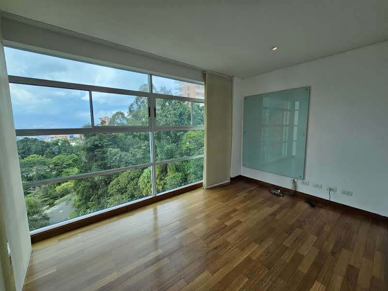 Apartamento en arriendo en El Tesoro, Medellín · foto 9 de 24