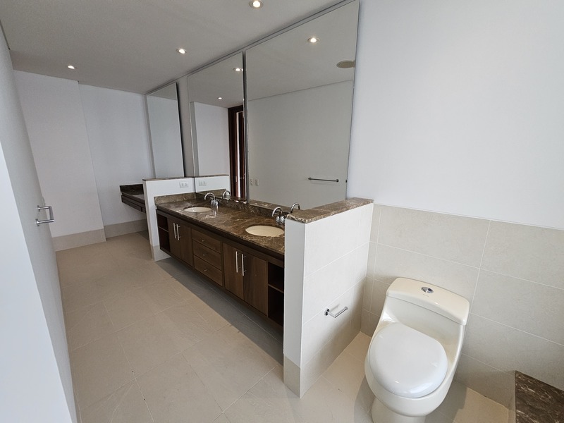Apartamento en arriendo en El Tesoro, Medellín · foto 20 de 24