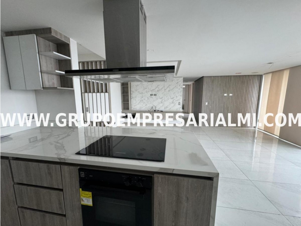 Apartment for sale in Calasanz, Medellín 2