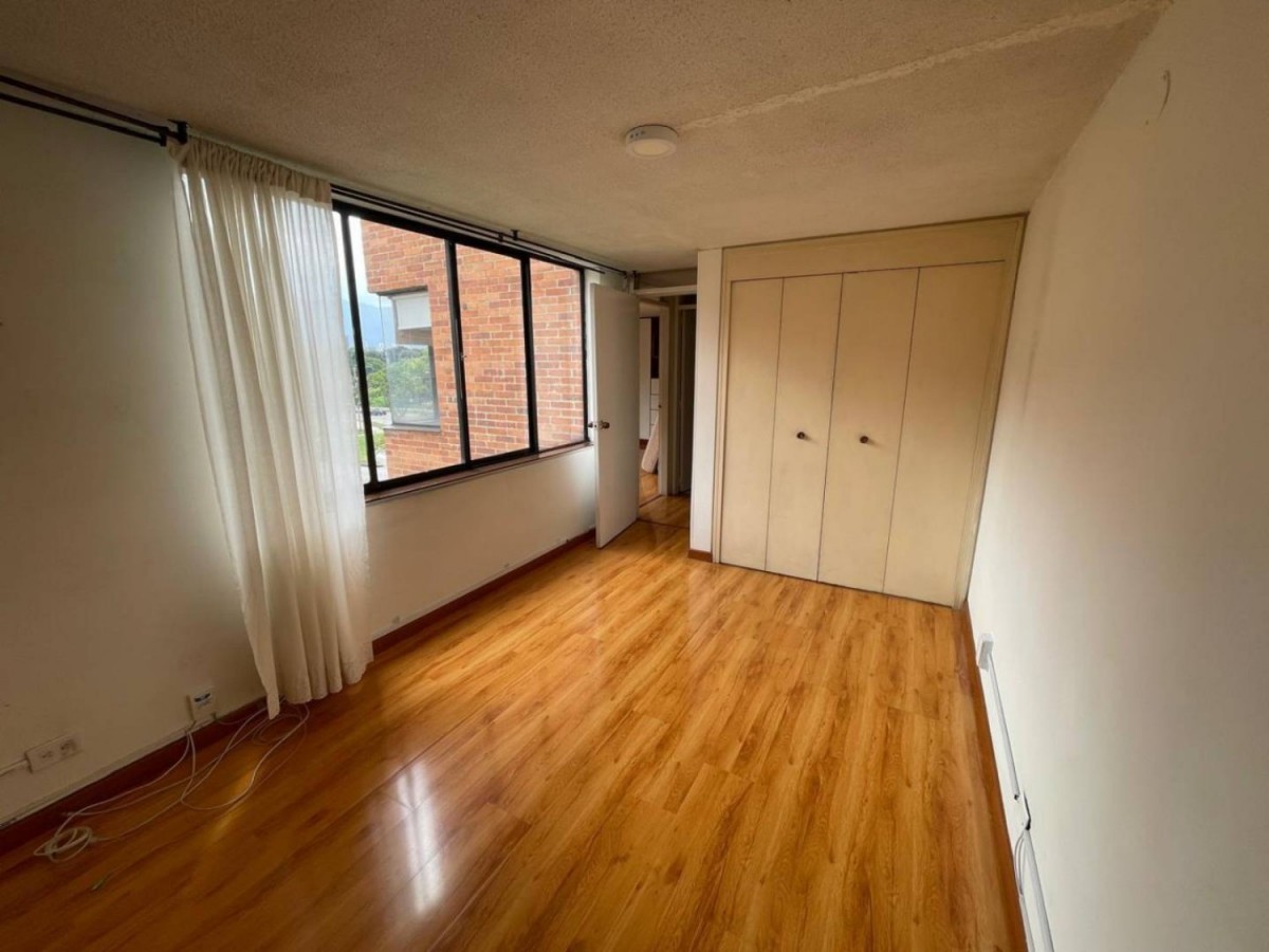 Apartamento en venta en Las Villas, Bogotá · foto 10 de 16
