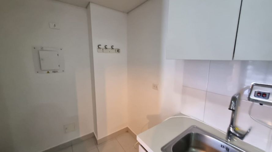 Apartamento de 2 alcobas en venta en Samper Mendoza, Bogotá, 62 m² · foto 5 de 24