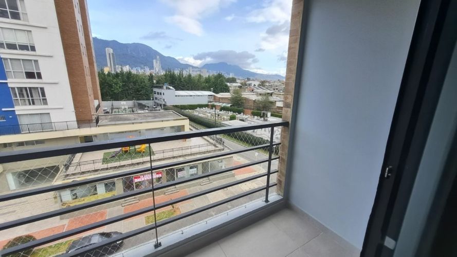 Apartamento de 2 alcobas en venta en Samper Mendoza, Bogotá, 62 m² · foto 13 de 24