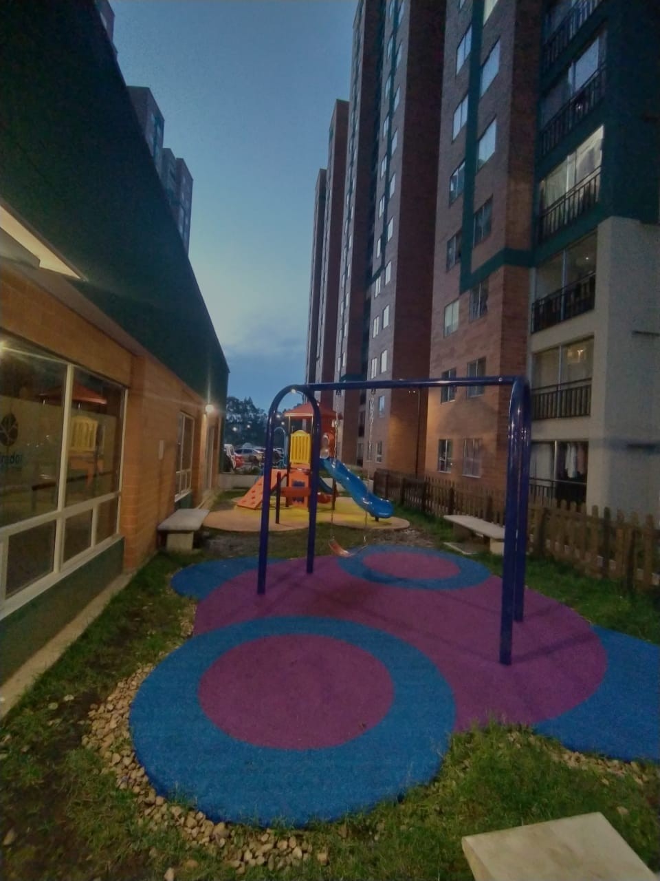 Apartamento en venta en Fontanar Del Río, Bogotá · foto 3 de 15