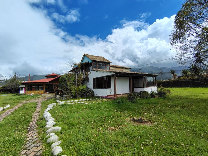 Lote en venta en Chuntame, Cajicá, 4533 m² · foto 2 de 24