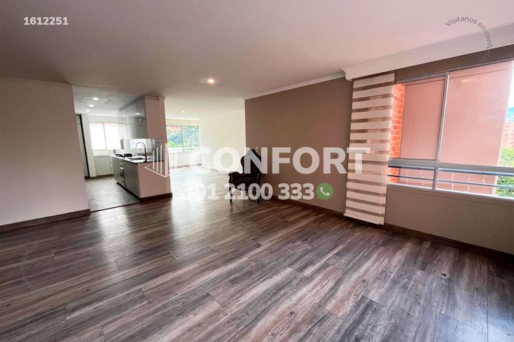 Apartamento de 3 alcobas en arriendo en Castropol, Medellín, 130 m² · foto 3 de 24