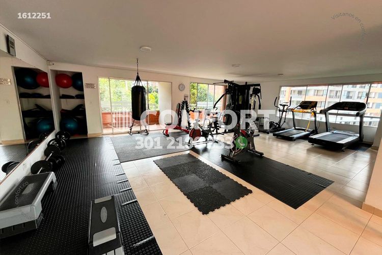 Apartamento de 3 alcobas en arriendo en Castropol, Medellín, 130 m² · foto 23 de 24