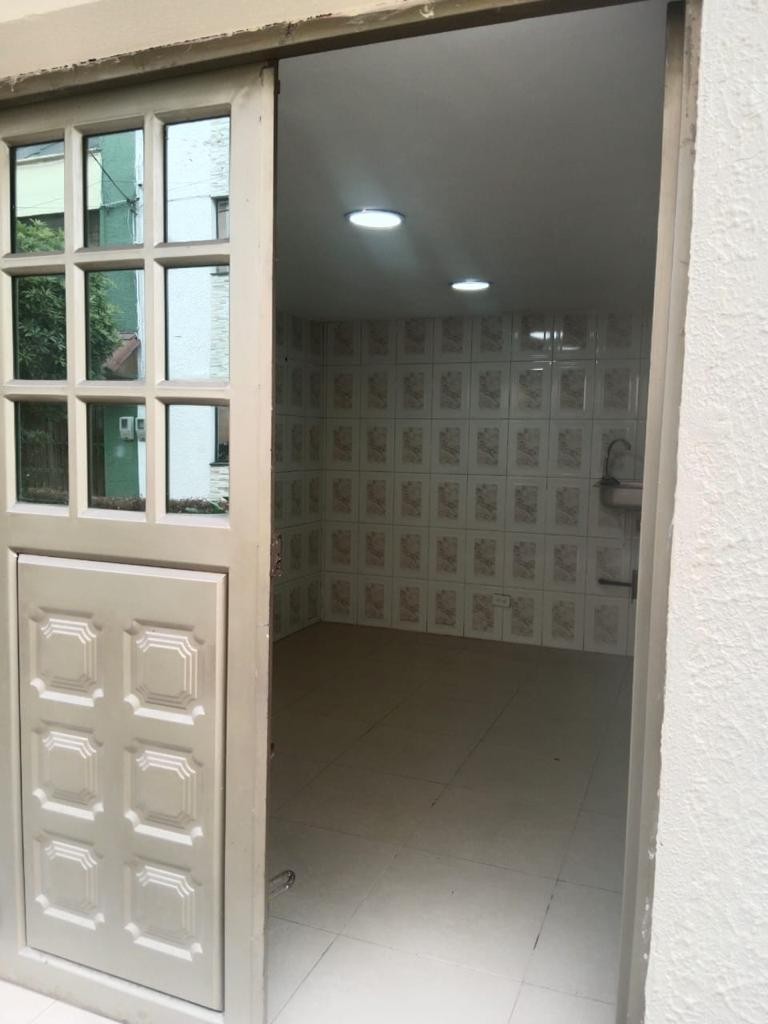 Casa en venta en Villas De Granada, Bogotá · foto 4 de 24