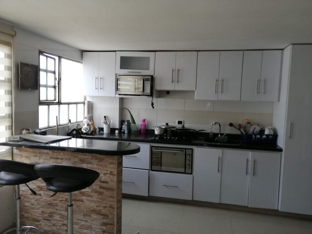 Casa en venta en Villas De Granada, Bogotá · foto 7 de 24