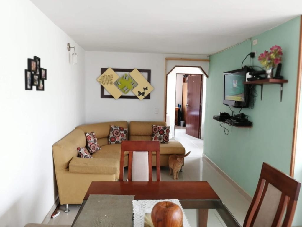 Casa en venta en Villas De Granada, Bogotá · foto 10 de 24