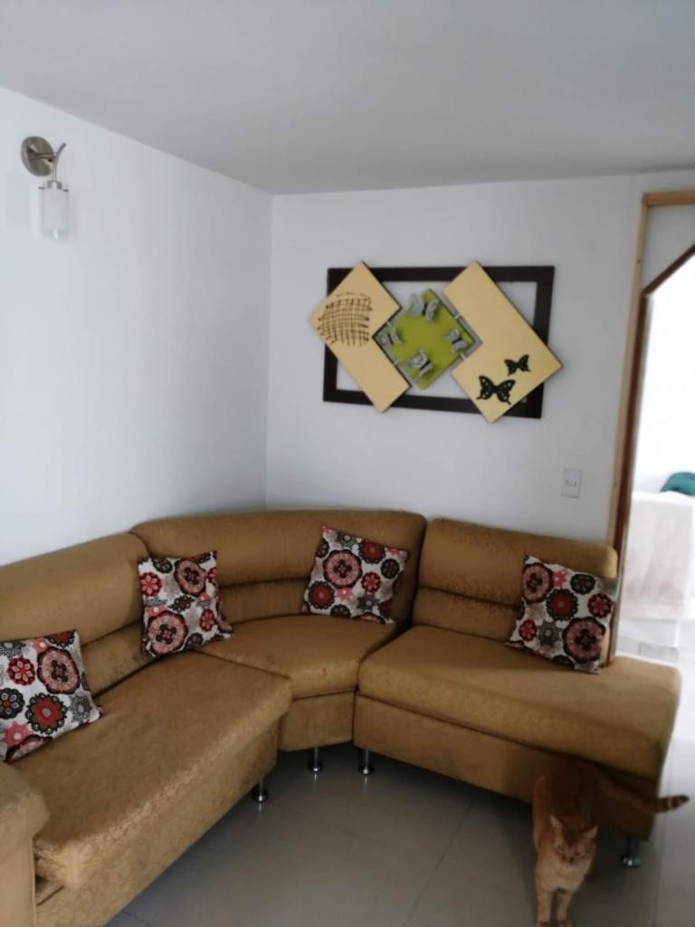 Casa en venta en Villas De Granada, Bogotá · foto 11 de 24