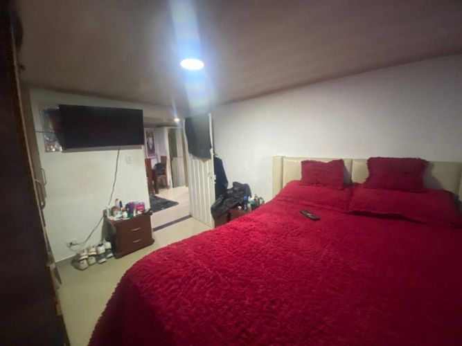 Casa de 7 alcobas en venta en Patio Bonito Ii, Bogotá, 210 m² · foto 17 de 24
