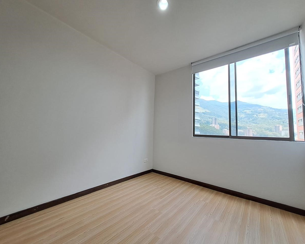Apartamento en venta en El Poblado, Medellín · foto 7 de 15