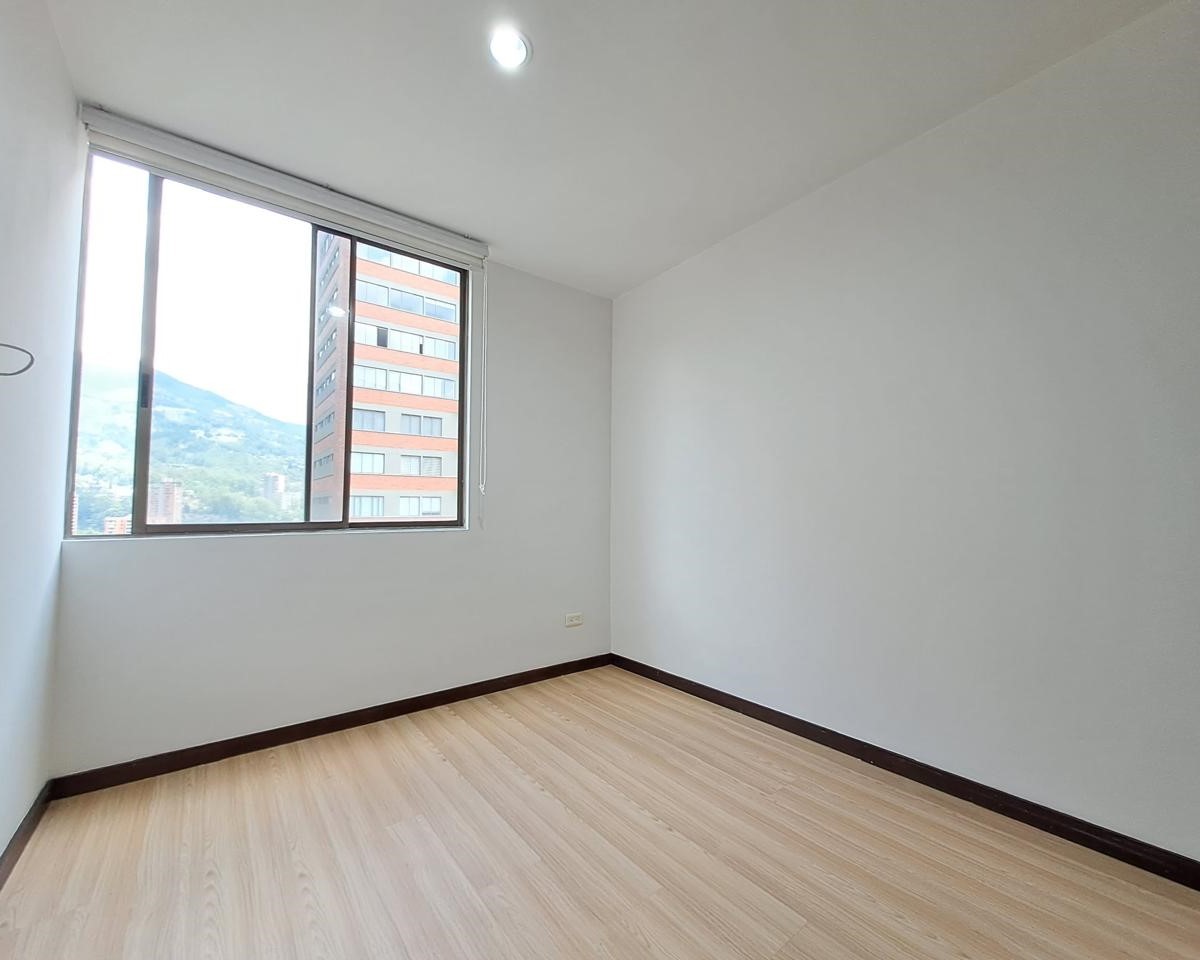 Apartamento en venta en El Poblado, Medellín · foto 9 de 15