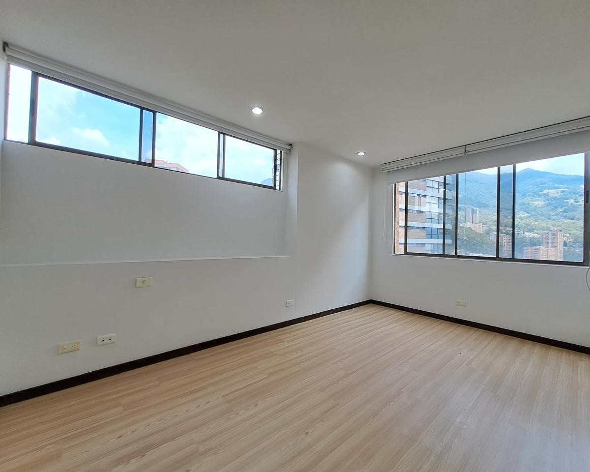 Apartamento en venta en El Poblado, Medellín · foto 11 de 15