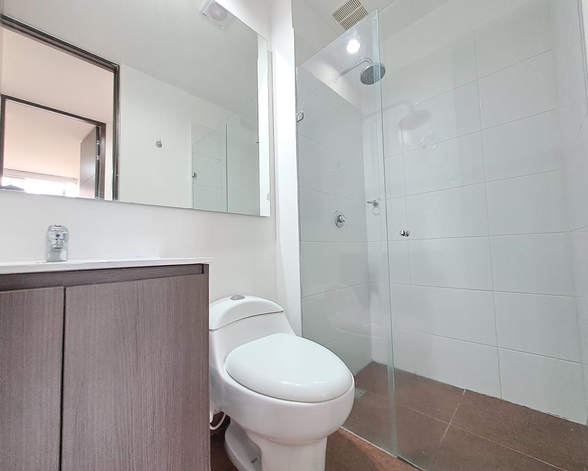 Apartamento en venta en El Poblado, Medellín · foto 14 de 15