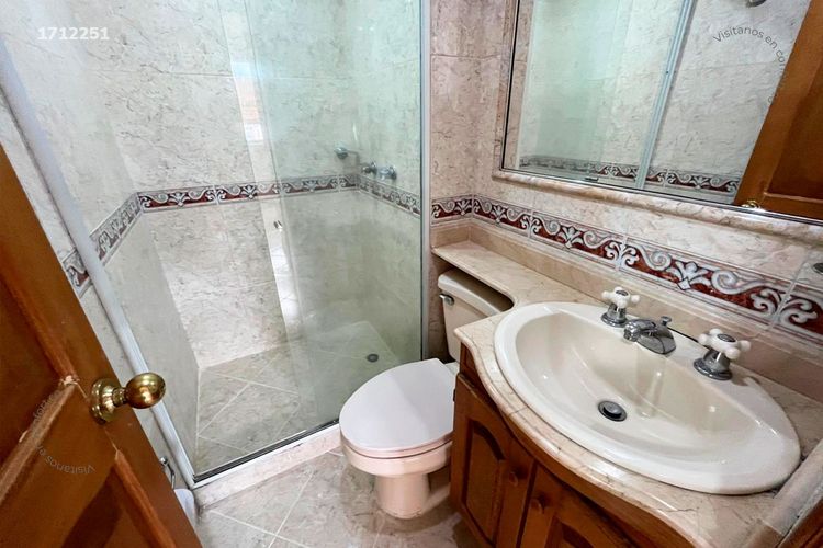 Apartamento de 3 alcobas en arriendo en Castropol, Medellín, 87 m² · foto 13 de 24