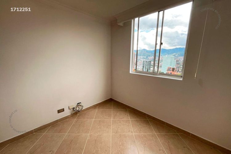 Apartamento de 3 alcobas en arriendo en Castropol, Medellín, 87 m² · foto 14 de 24