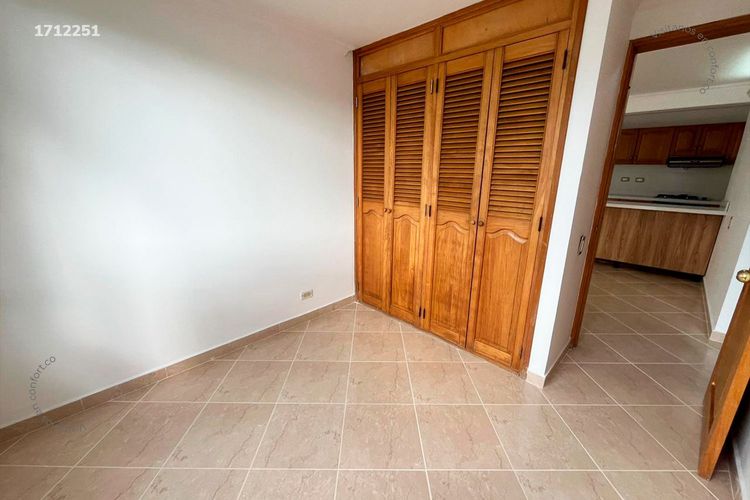 Apartamento de 3 alcobas en arriendo en Castropol, Medellín, 87 m² · foto 16 de 24
