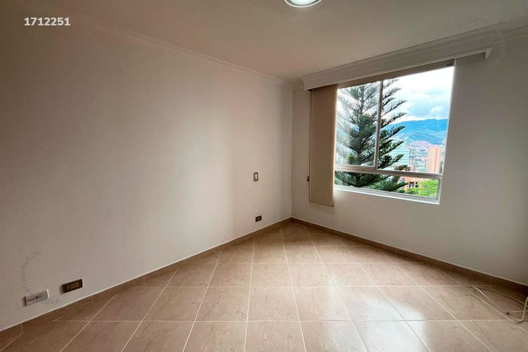 Apartamento de 3 alcobas en arriendo en Castropol, Medellín, 87 m² · foto 18 de 24
