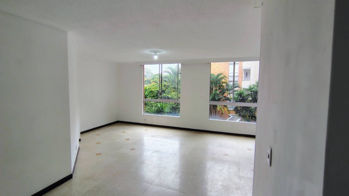 Apartamento en venta en Rodeo Alto, Medellín 4