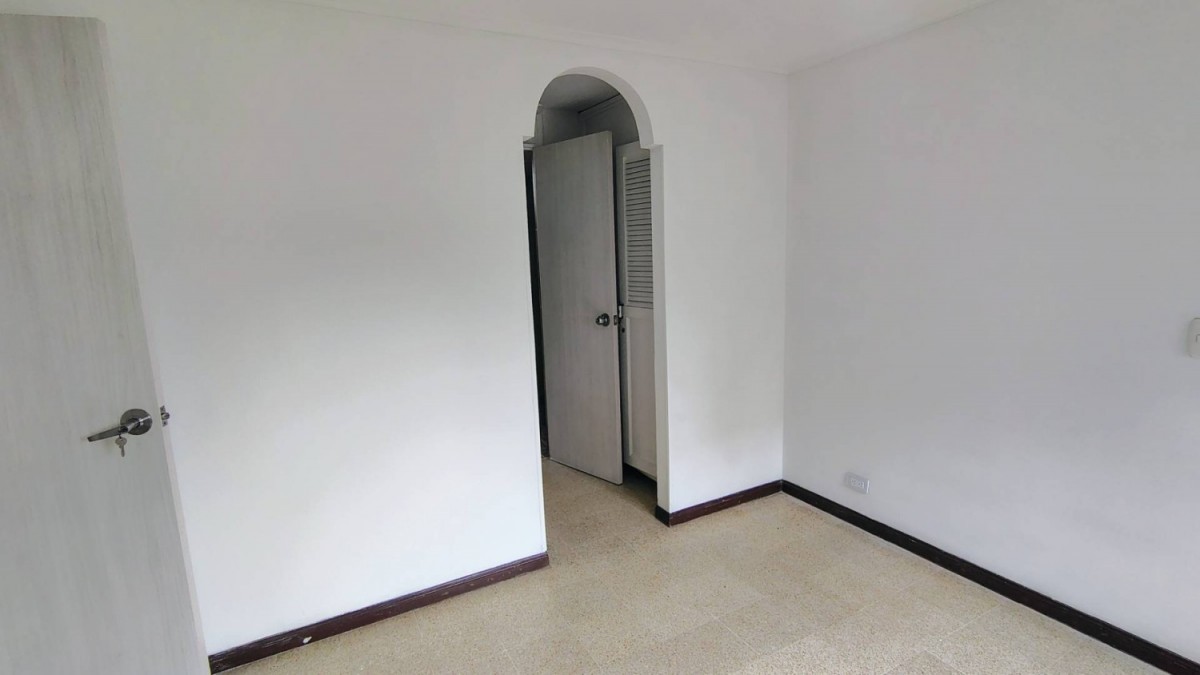 Apartamento en venta en Rodeo Alto, Medellín · foto 13 de 24