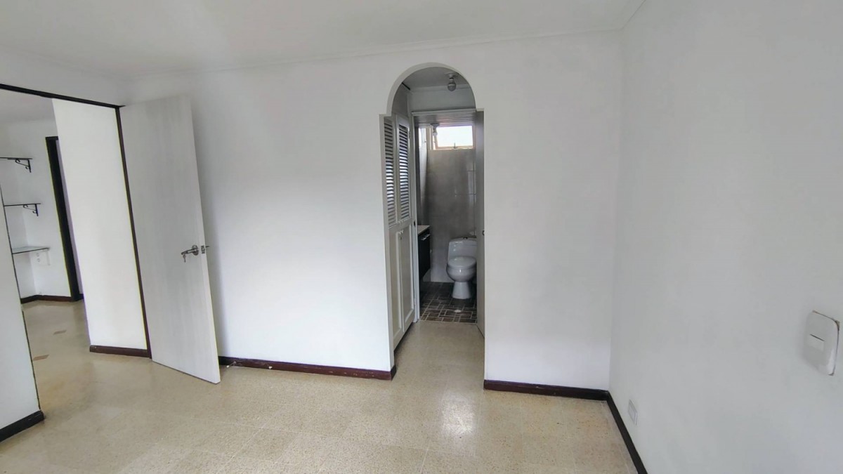 Apartamento en venta en Rodeo Alto, Medellín · foto 14 de 24