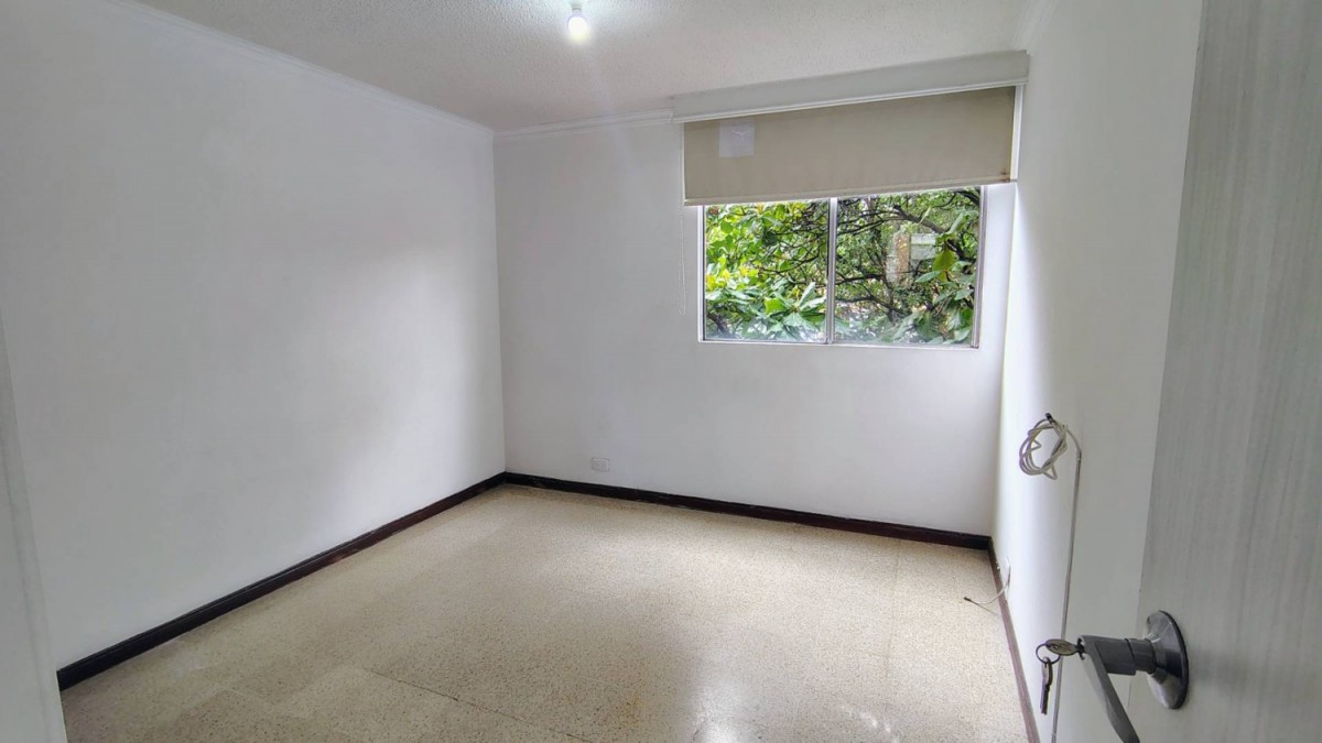 Apartamento en venta en Rodeo Alto, Medellín · foto 18 de 24