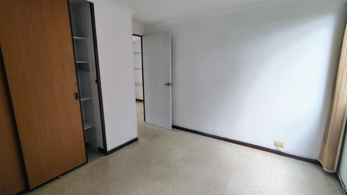 Apartamento en venta en Rodeo Alto, Medellín · foto 23 de 24