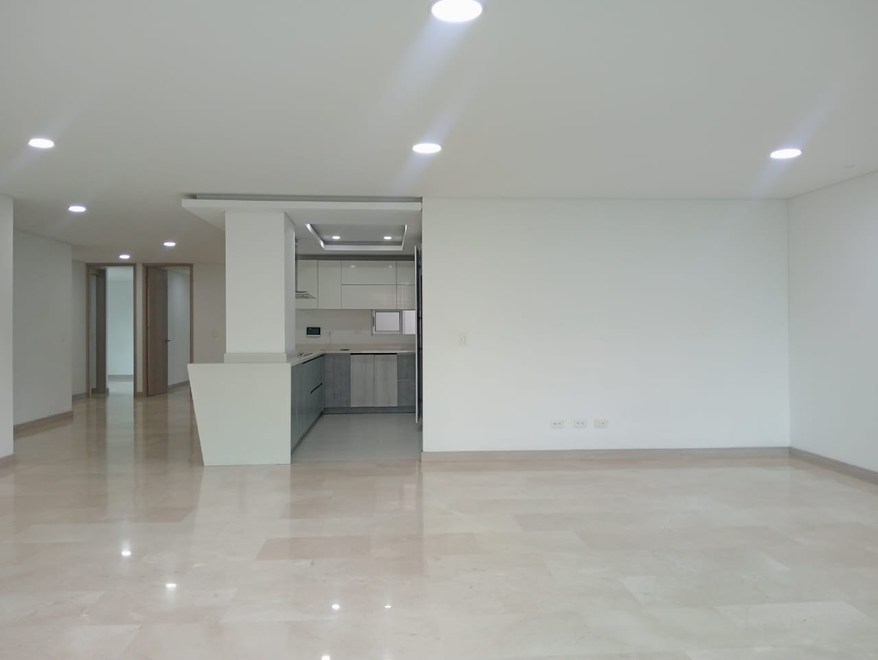 Apartment for sale in Laureles, Medellín 3