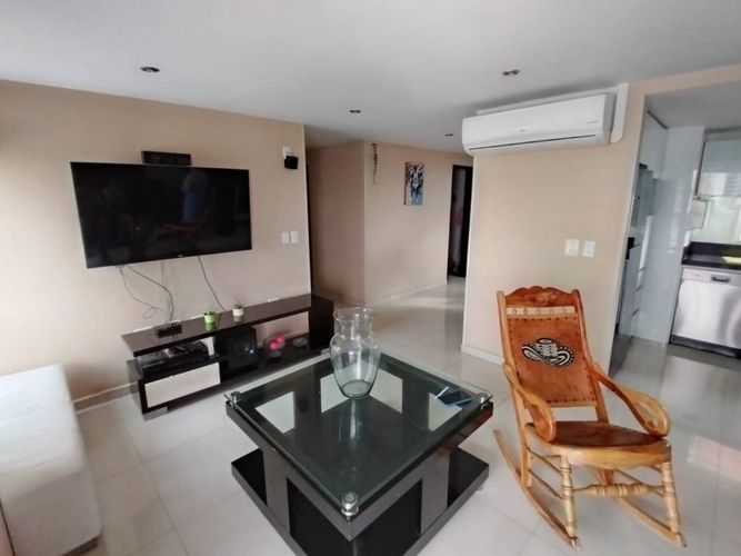 Apartamento de 2 alcobas en venta en Sotomayor, Bucaramanga, 95 m² · foto 3 de 5