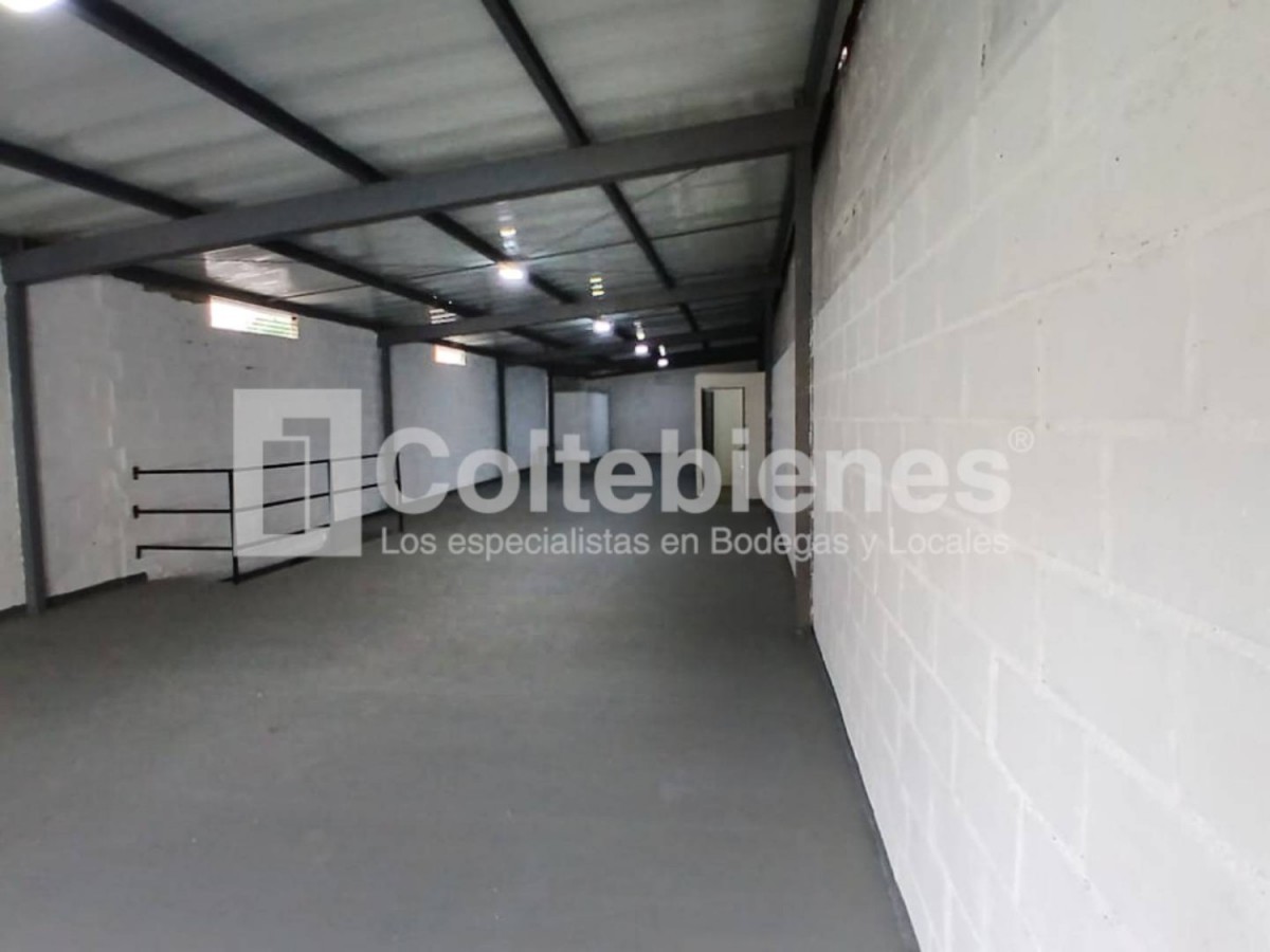 Warehouse for sale in Cristo rey, Medellín 5