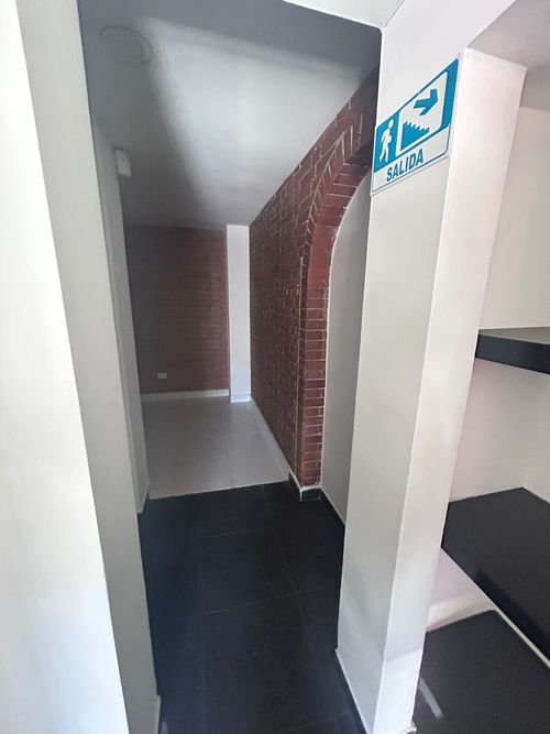 Bodega en venta en El Porvenir, Rionegro, 504 m² · foto 3 de 11