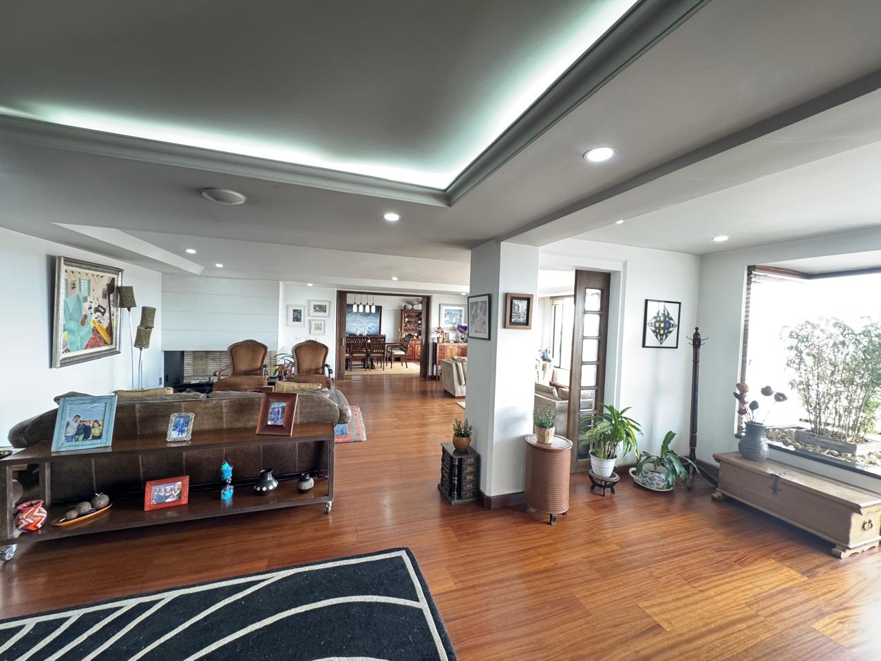 Apartamento en venta en El Refugio, Bogotá · foto 3 de 24