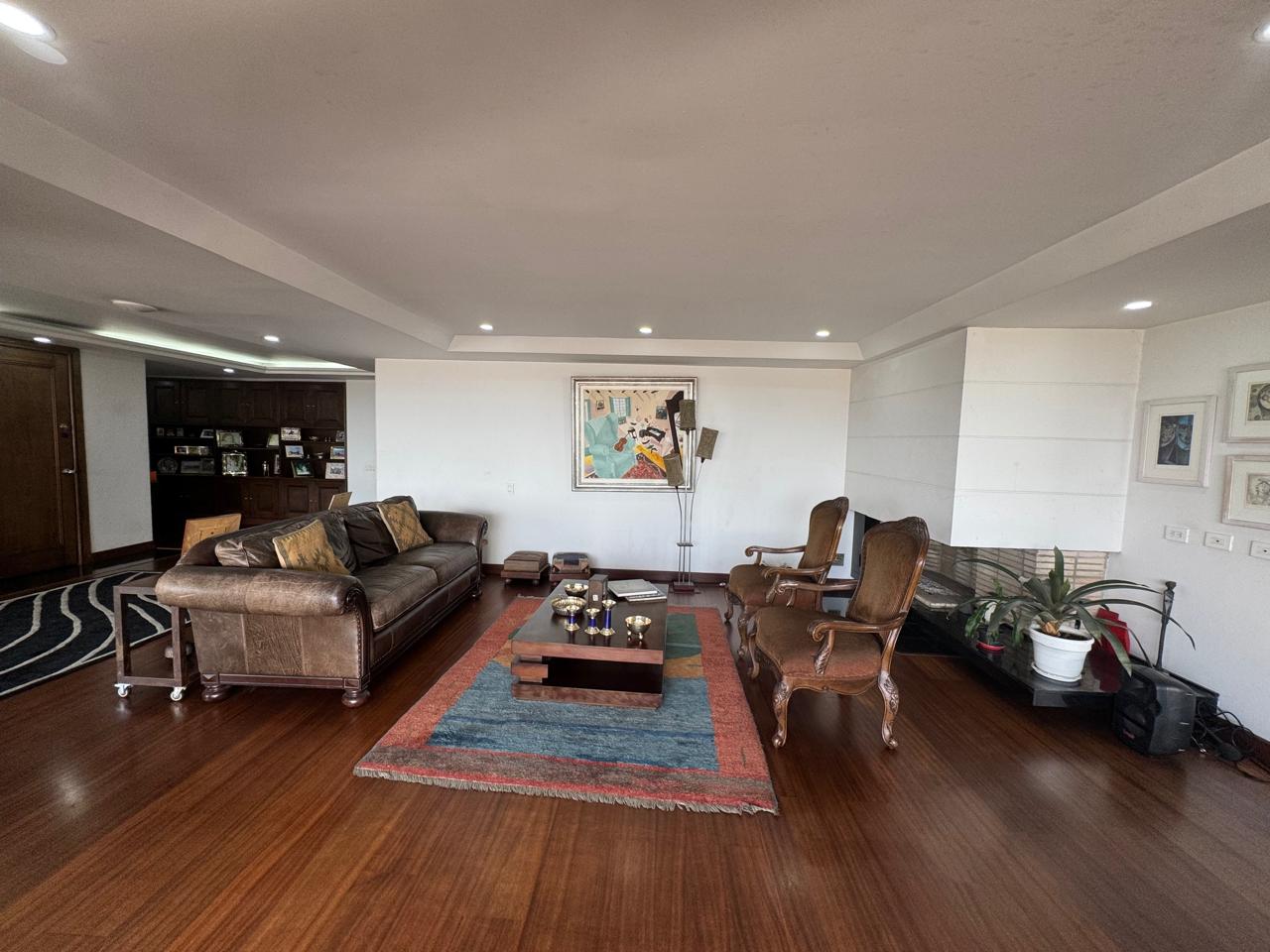 Apartamento en venta en El Refugio, Bogotá · foto 8 de 24