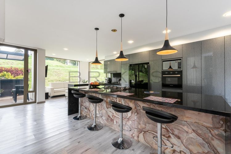 Casa de 4 alcobas en venta en Aposentos Parte Alta, Sopó, 410 m² · foto 8 de 24