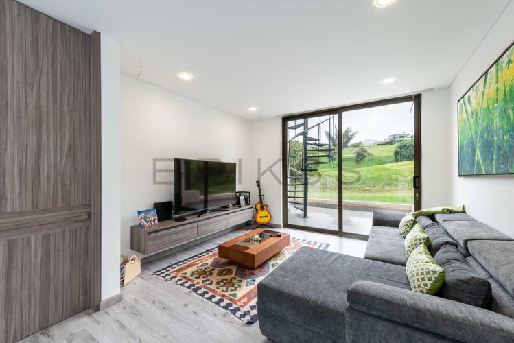 Casa de 4 alcobas en venta en Aposentos Parte Alta, Sopó, 410 m² · foto 15 de 24