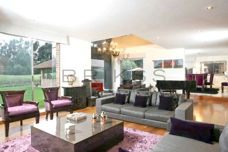 Casa de 4 alcobas en venta en Ub Los Geranios, Chía, 600 m² · foto 2 de 12