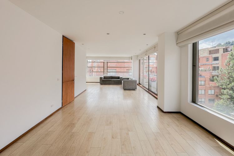 Apartamento de 3 alcobas en venta en Chicó Reservado, Bogotá, 250 m² · foto 3 de 24