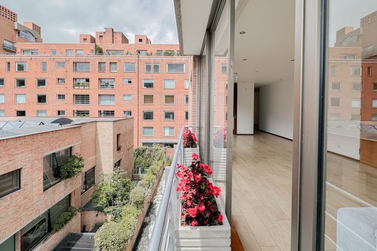 Apartamento de 3 alcobas en venta en Chicó Reservado, Bogotá, 250 m² · foto 19 de 24