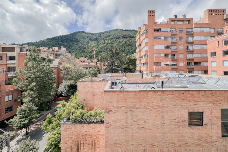 Apartamento de 3 alcobas en venta en Chicó Reservado, Bogotá, 250 m² · foto 21 de 24