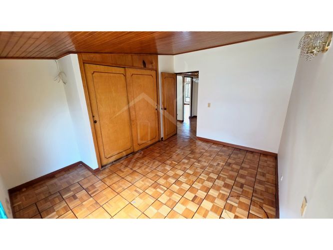 Casa de 3 alcobas en venta en Colina Campestre, Bogotá, 300 m² · foto 15 de 19