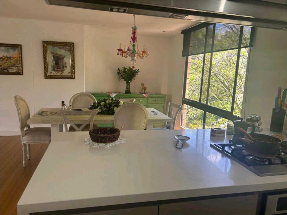 Apartamento en venta en El Poblado, Medellín 5