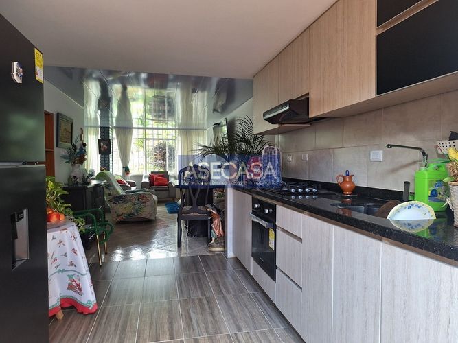 Casa de 6 alcobas en venta en Lagos I, Floridablanca, 180 m² · foto 8 de 24
