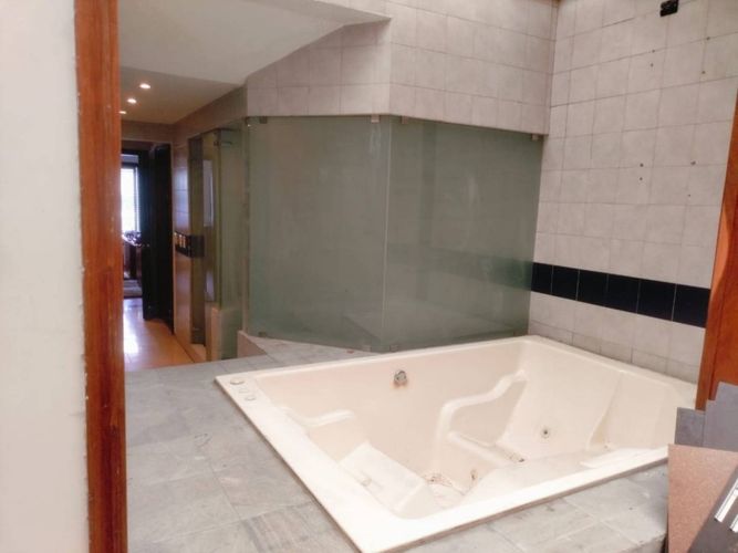 Casa de 8 alcobas en venta en San Nicolas, Bogotá, 525 m² · foto 13 de 24