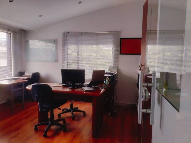 Casa de 8 alcobas en venta en San Nicolas, Bogotá, 525 m² · foto 23 de 24