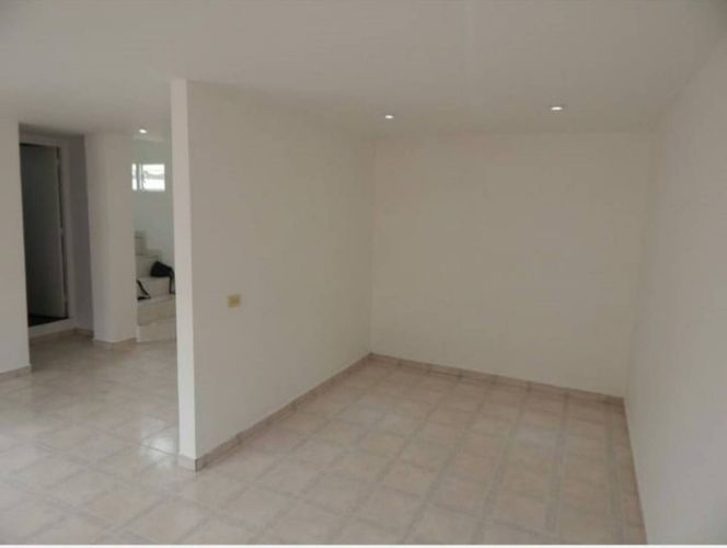 Apartamento de 5 alcobas en venta en Villas De Granada, Bogotá, 100 m² · foto 3 de 14