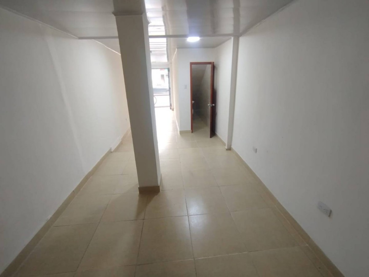 Casa en venta en Alamos, Bogotá · foto 7 de 17