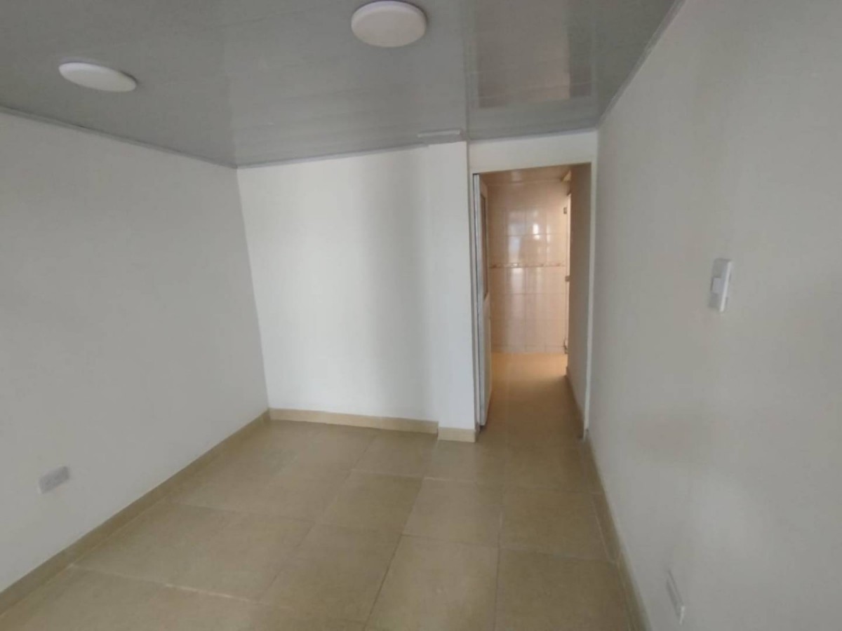 Casa en venta en Alamos, Bogotá · foto 13 de 17